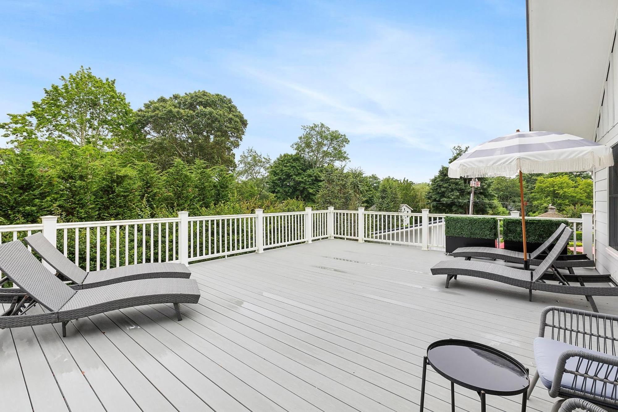 Seven Resort Style Inn Near Beach Shelter Island Heights 외부 사진
