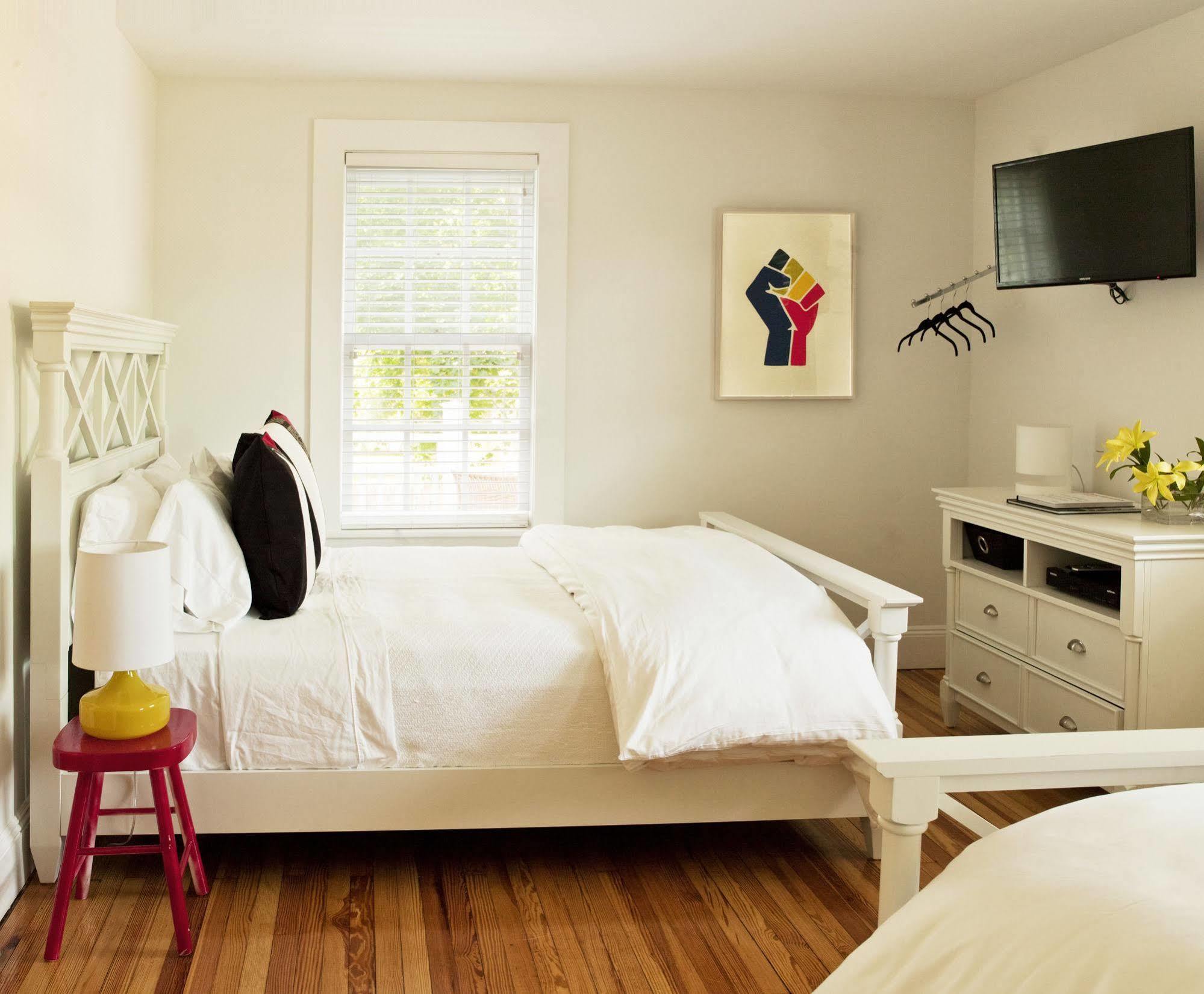Seven Resort Style Inn Near Beach Shelter Island Heights 외부 사진